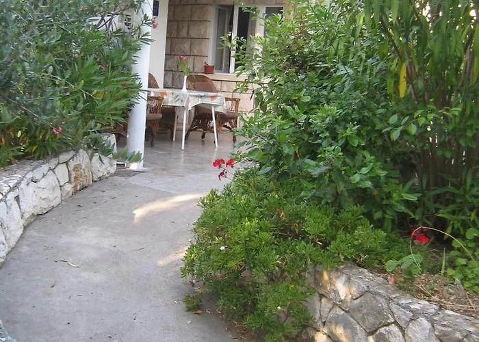 Barko Apartment And Rooms